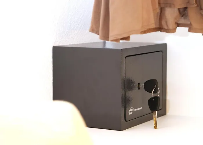 Whitelist Lux In * Mykonos Town